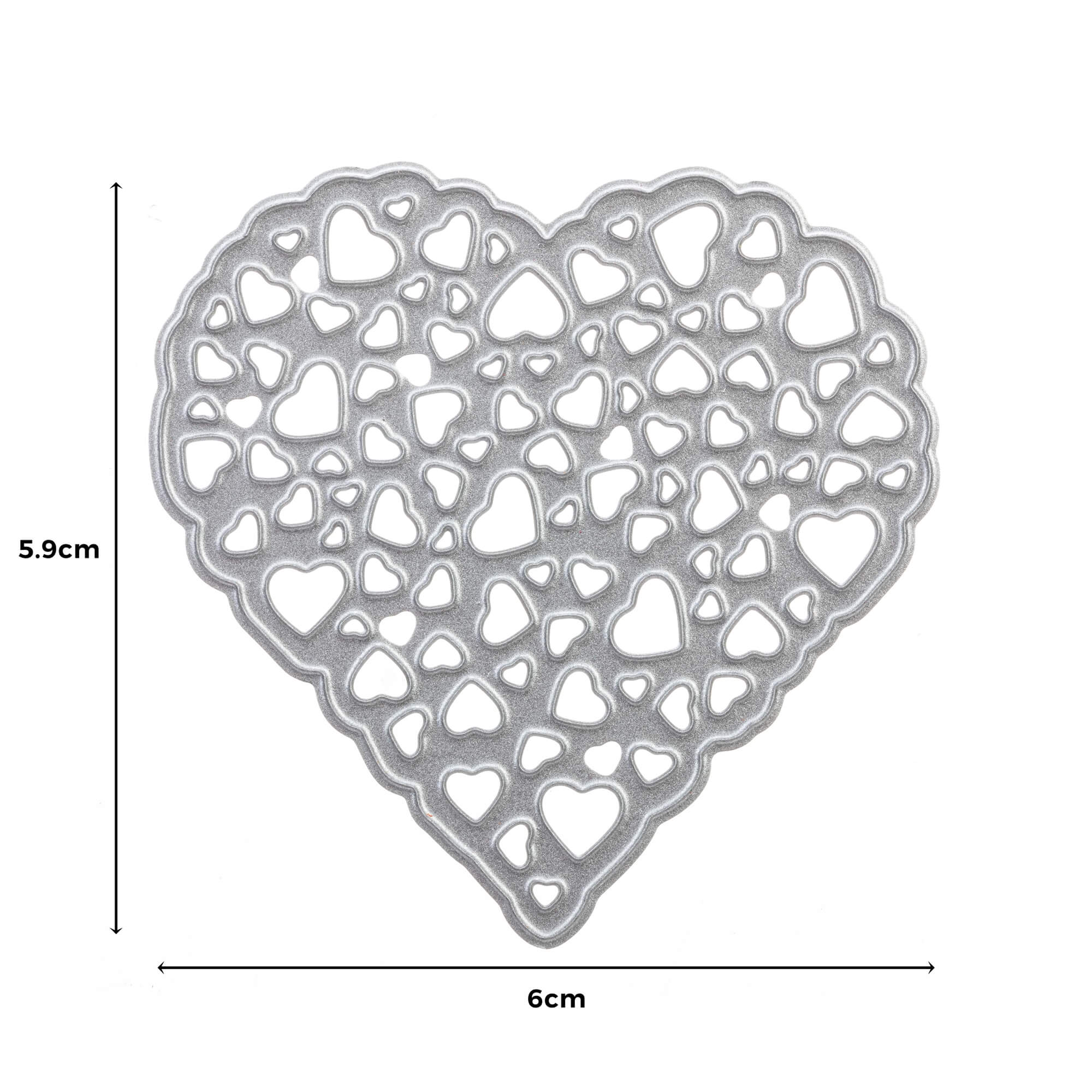 Die Stanzschablone Großes Herz mit kleinen inneren Herzen von Stanzenshop.de ist eine silberne, herzförmige Stanzform (5,9 x 6 cm) mit kleinen Herzen im Inneren - perfekt für Scrapbook- oder Bastelprojekte.
