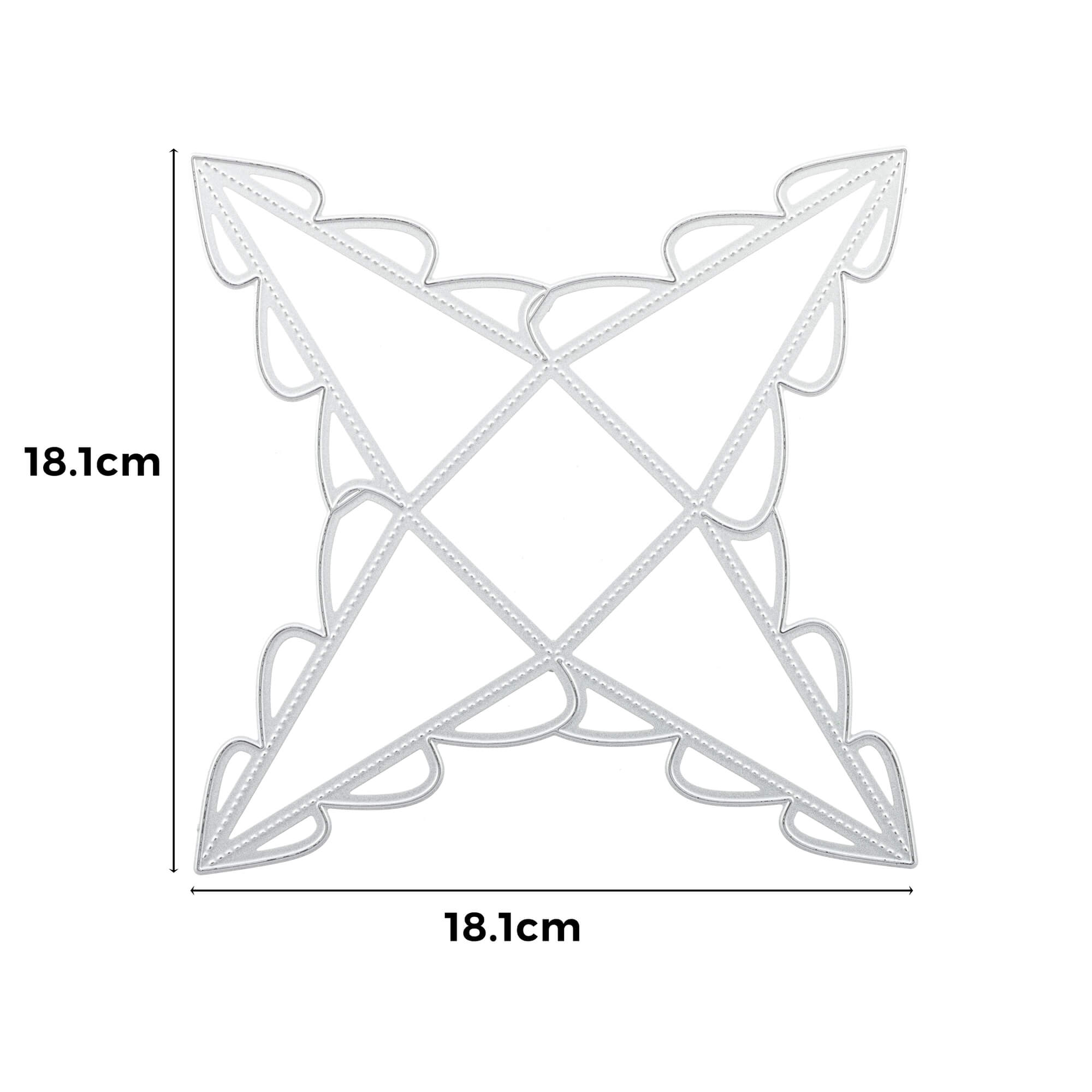 Die Stanzschablone: Tannenbaumschachtel von Stanzenshop.de ist eine weiße, symmetrische Metallschablone (18,1 x 18,1 cm) mit Herz- und Dreiecksmuster - perfekt für kreative Weihnachtsverpackungen oder Geschenkverpackungen zu Weihnachten.