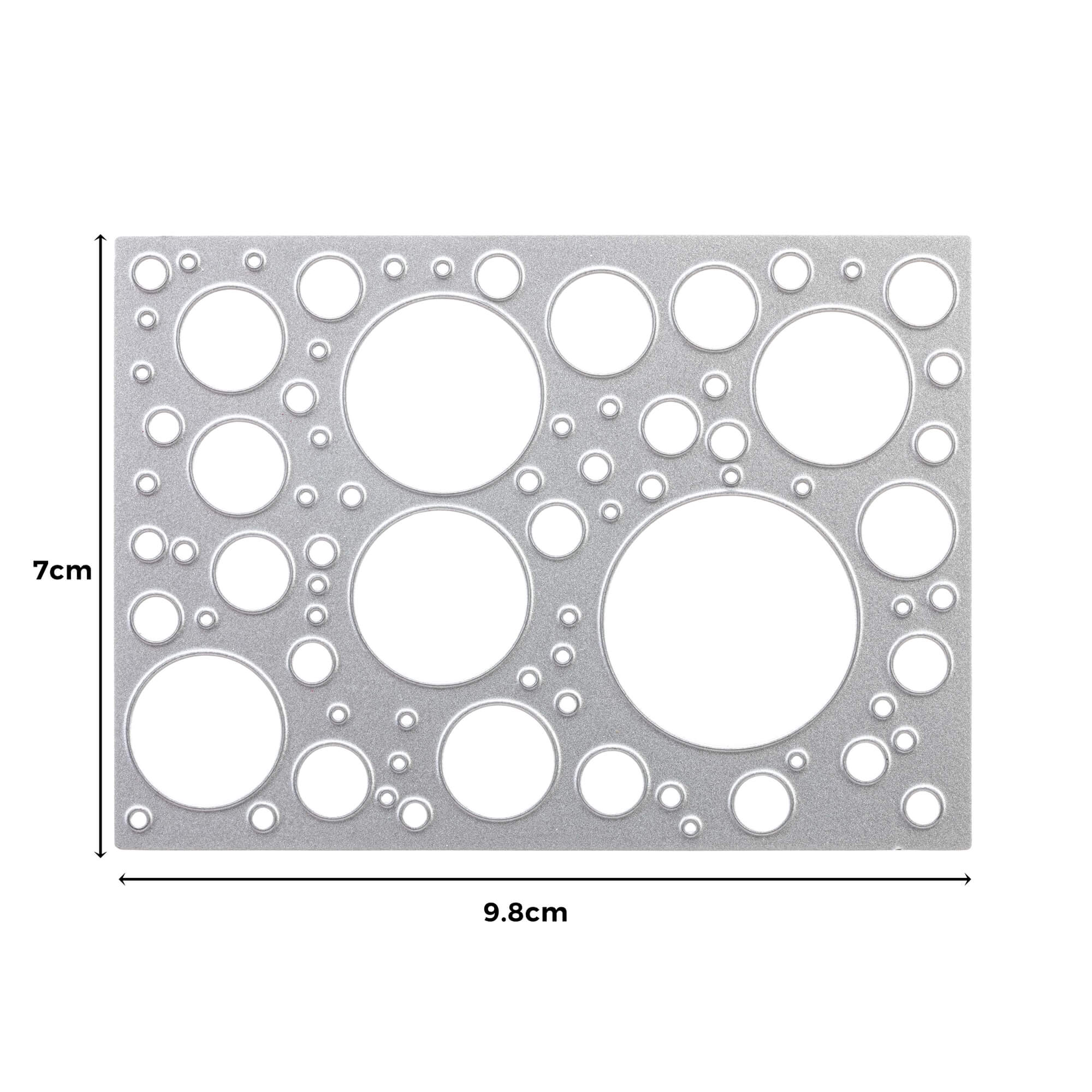 Die Stanzschablone Platte mit Kreisen von Stanzenshop.de ist rechteckig, silberfarben und hat verschiedene große Kreis-Ausschnitte. Maße: 7 cm x 9,8 cm - ideal zum Basteln!.