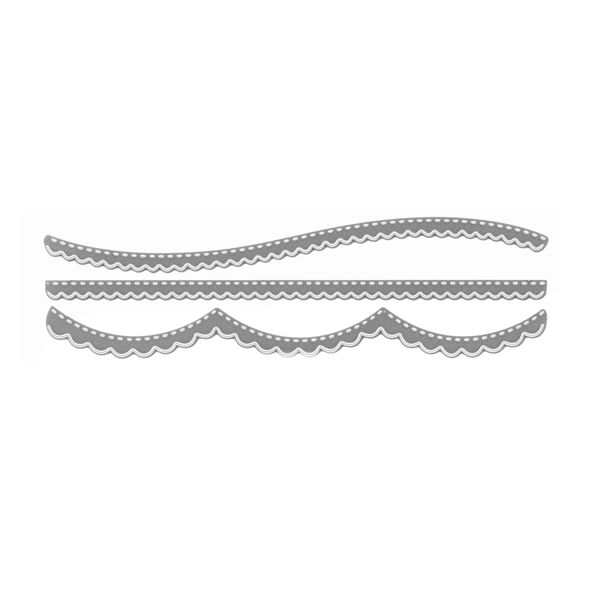 Die Stanzschablone: Drei Ränder für Karten von Stanzenshop.de zeigt drei Metallstanzformen mit Wellenkanten, ideal für Scrapbooking oder Kartengestaltung, horizontal auf weißem Hintergrund.