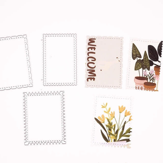 Die Stanzschablone Drei Briefmarken von Stanzenshop.de enthält sechs rechteckige Ausschnitte - drei mit Pflanzenmotiven oder "WELCOME" und drei mit unbedruckten Wellenkanten - ideal für Scrapbooking oder Kartenherstellung.