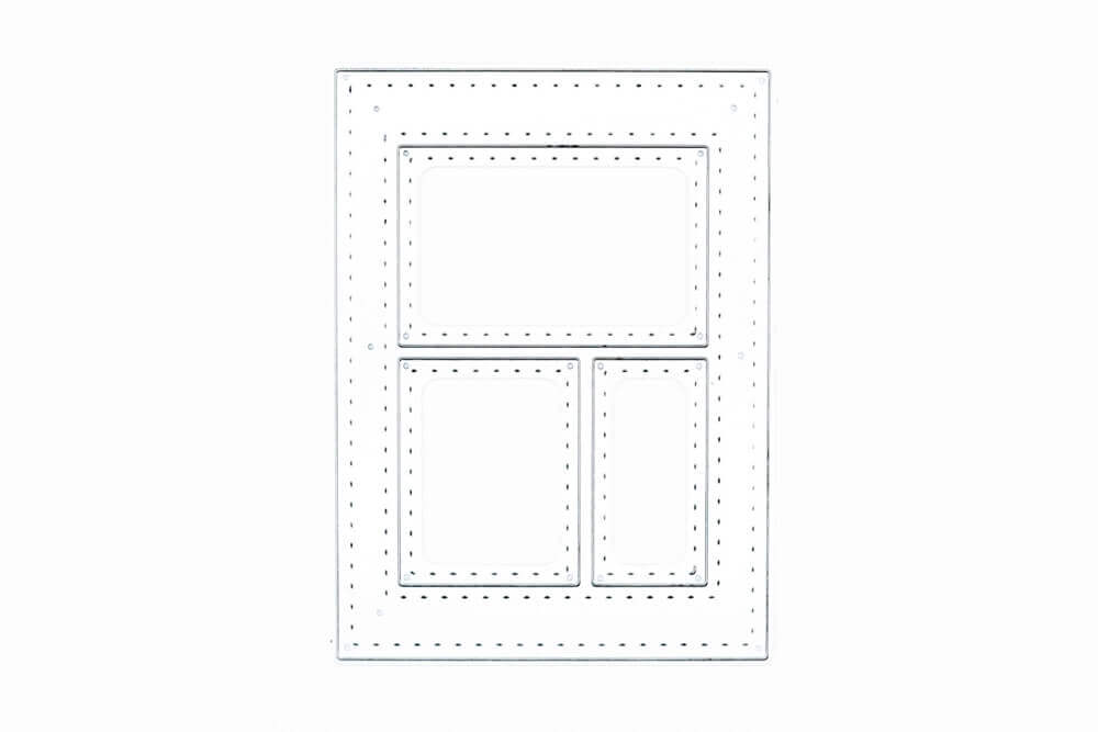 Die "Stanzschablone: Fenster 3-teilig" von Stanzenshop.de zeigt einen gestrichelten Umriss eines großen oberen Rechtecks und zwei kleinere untere Rechtecke - ideal als Vorlage für Basteln oder Scrapbooking-Projekte.