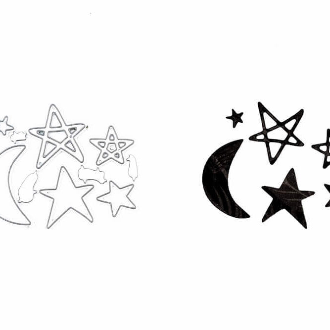 Die Stanzschablone: Fünf Sterne und ein Mond von Stanzenshop.de zeigt einen Halbmond und fünf Sterne auf Weiß - ideal zum Basteln oder für festliche Weihnachts-Projekte.