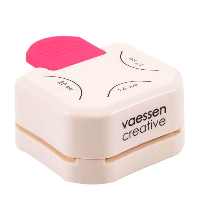 Ein rosa-weißer Stempel mit der Aufschrift „Vaessen Creative • 3-in-1 Eckenstanzer 14-17-20 mm“, perfekt für Stanzen-Enthusiasten