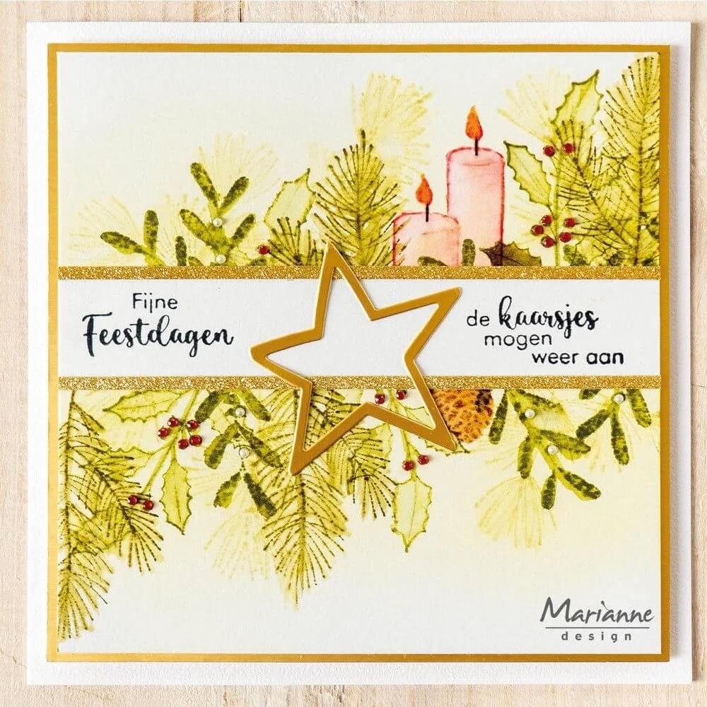 Quadratische Weihnachtskarte mit Tannennadeln, Stechpalmen, roten Beeren, rosa Kerzen, einem goldenen Stern und einem holländischen Gruß - mit den Clear Stamps Silhouette Art Candles von Marianne Design. Perfekt für Fans der festlichen Silhouetten-Kreationen von Marianne Design.
