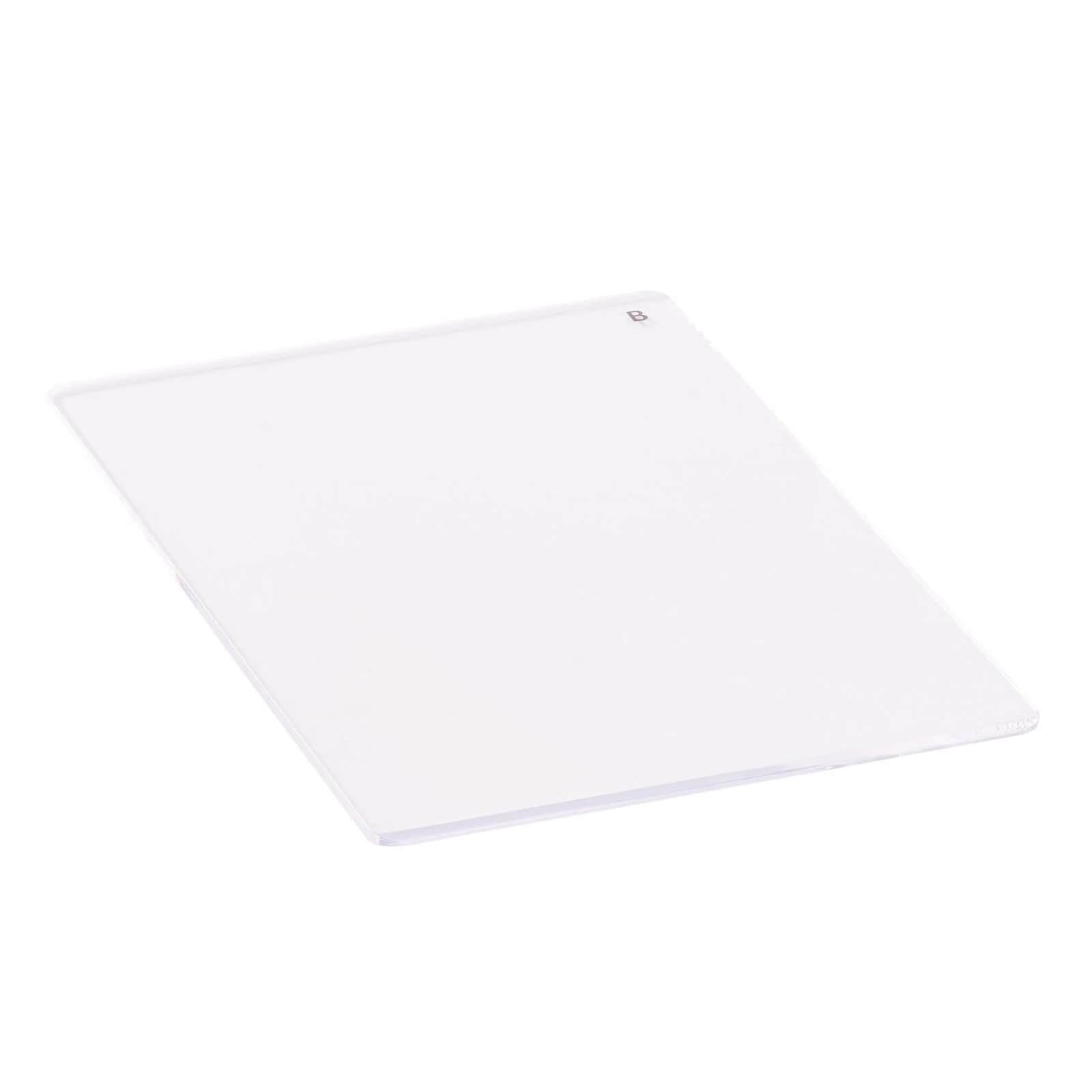 Die Vaessen Creative - Cut Easy Grundplatte (B) 2St. enthält zwei transparente Blätter mit je einem kleinen gedruckten Symbol in der oberen Ecke auf weißem Hintergrund - ideal für Ihre Stanz- und Prägemaschine oder Vaessen Creative Cut Easy A5.