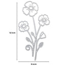 Die Stanzschablone Blume mit drei Blüten von Stanzenshop.de ist eine Metallstanzform für Basteln, die drei Blumen mit Blättern zeigt. Sie misst 12,1 cm x 6,4 cm und ist auf einem weißen Hintergrund abgebildet.