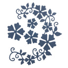 Die Stanzschablone: Blumenrand von Stanzenshop.de zeigt dunkelblaue Blumen- und Blattausschnitte in einem wirbelnden Muster, perfekt für Scrapbooking oder Bastelprojekte auf weißem Hintergrund.