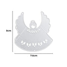 Die Stanzschablone: Engel von Stanzenshop.de misst 8 x 7,6 cm, besitzt dekorative Ausstanzungen und eignet sich ideal für Bastelprojekte oder Scrapbooking; abgebildet auf weißem Hintergrund.