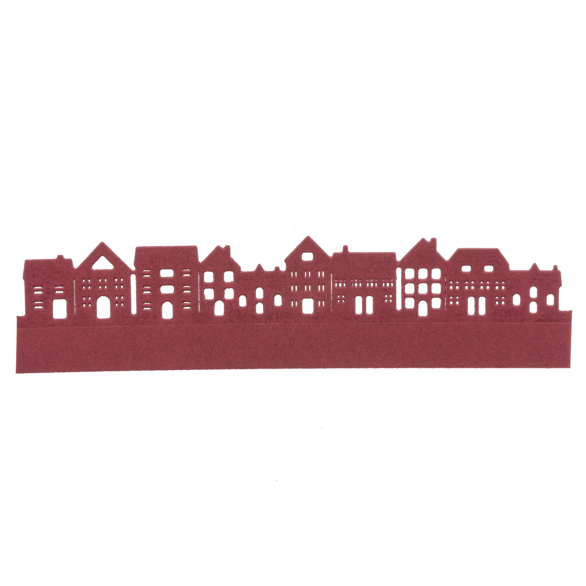 Ein roter Papierausschnitt von traditionellen Gebäuden in verschiedenen Stilen - ideal für Bastelprojekte oder Scrapbooking mit der Stanzenschablone: Häuserzeile von Stanzenshop.de.