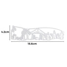 Die Stanzschablone: Krippenausschnitt von Stanzenshop.de zeigt eine Krippenszene mit Palmen, Stall und Figuren. Ideal zum Basteln von Weihnachtskarten. Größe: 15,6 x 4,2 cm - verleiht Ihren Bastelprojekten einen festlichen Akzent.