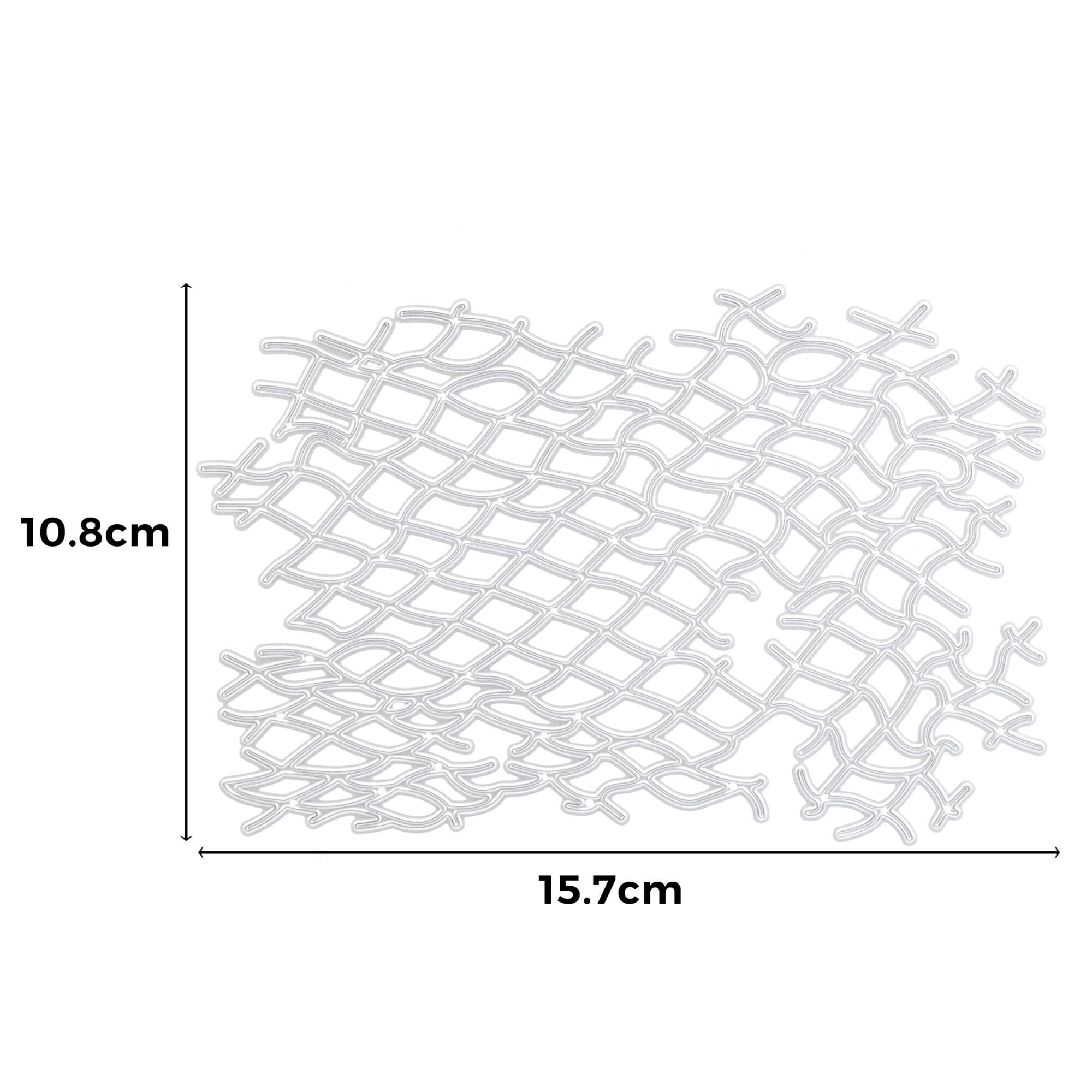 Die Stanzschablone: Fischernetz von Stanzenshop.de ist eine weiße Kunststoffstanze (10,8 cm x 15,7 cm) mit netzartigem Muster, perfekt für kreatives Scrapbooking oder maritime Projekte. Die Maße sind vor einem einfarbigen Hintergrund beschriftet.