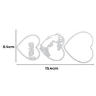Die Stanzschablone: 3D Herz von Stanzenshop.de besteht aus drei herzförmigen Ausstechern aus Metall, die insgesamt 6,4 cm hoch und 15,4 cm breit sind - ideal für Bastelprojekte oder handgemachte Karten mit einzigartigem Touch.