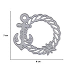 Die Stanzschablone Anker im maritimen Seilrahmen von Stanzenshop.de hat eine Größe von 7x8 cm und ist mit einem sternförmigen Seil versehen - perfekt für maritime Bastelprojekte oder zum Aufpeppen von Sommerkarten.