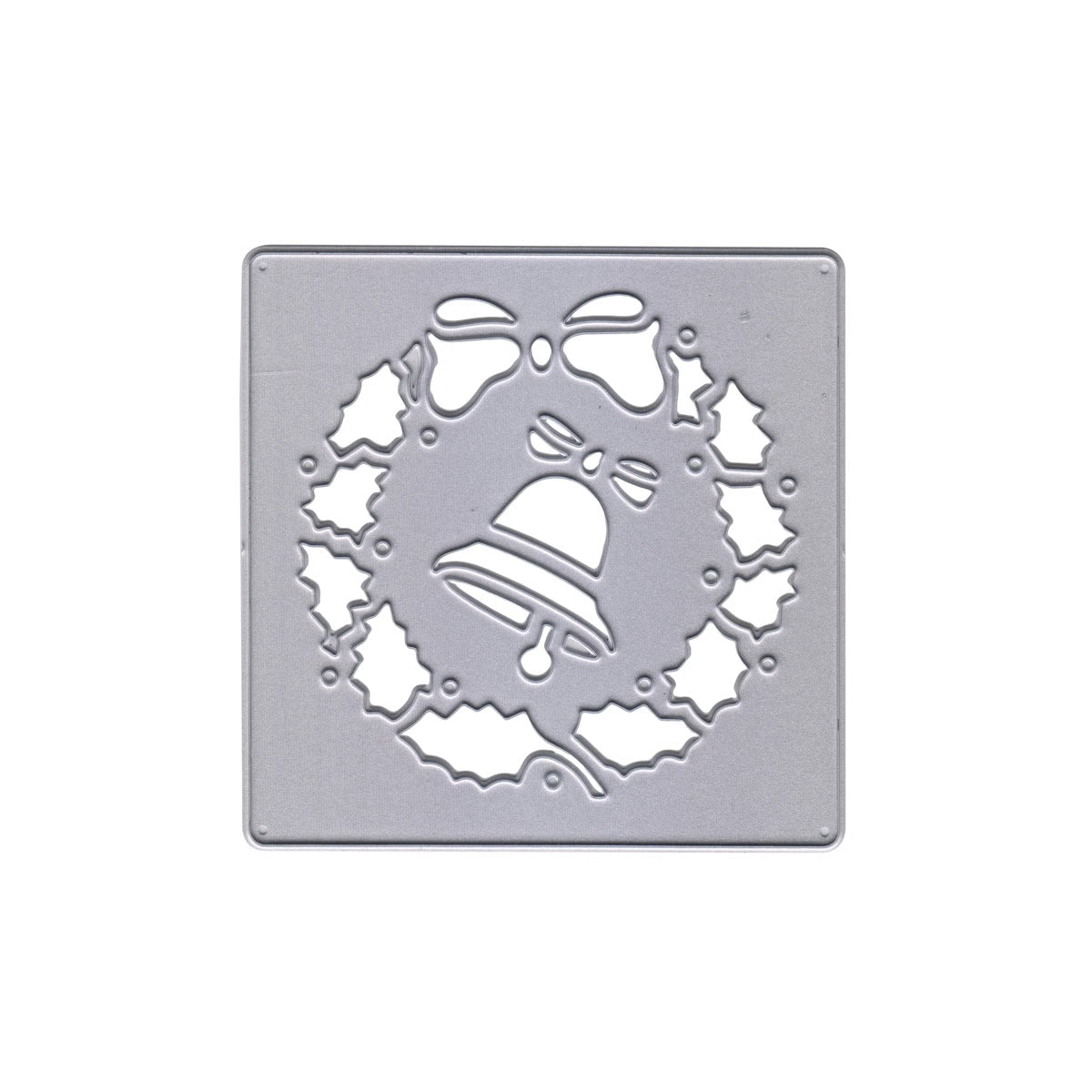 Die Stanzschablone Weihnachtskranz mit Glocke von Stanzenshop.de ist quadratisch, silbern und zeigt einen weihnachtlichen Kranz mit Stechpalmenblättern, Glocke und Schleife - ideal für kreative DIY-Deko-Projekte.