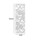 Die "Stanzschablone: Rahmen mit Blüten" von Stanzenshop.de ist eine rechteckige Metallstanze (12,1 x 4 cm) mit einem verschlungenen Blumen- und Rankenmuster - ideal für Scrapbooking. Abgebildet auf weißem Hintergrund.