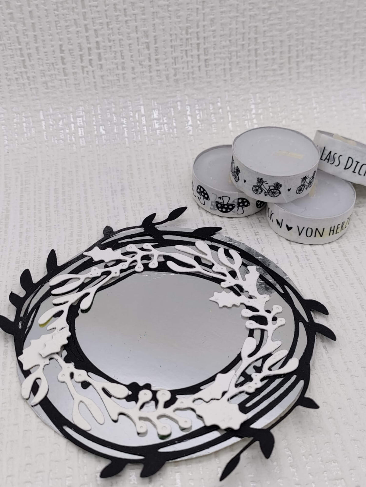 Inspiration Stanzschablone Zwei Kreise mit Blumen
