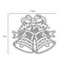 Die Stanzschablone "Zwei Weihnachtsglocken" von Stanzenshop.de zeigt zwei Metallglocken mit Schleife und Stechpalmen, 6,3 × 7 cm groß - ideal für festliche Stanzen Weihnachten Bastelprojekte; Maße mit Pfeilen dargestellt.