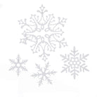 Die Stanzschablone Vier Schneeflocken in verschiedenen Größen von Stanzenshop.de zeigt vier weiße Schneeflocken auf weißem Hintergrund - ideal zum Basteln, Scrapbooking und kreative Projekte.