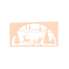 Die Stanzschablone Schlitten im Halbkreis von Stanzenshop.de stellt eine bezaubernde Winterszene mit dem Weihnachtsmann im Schlitten, Tannenbäumen und verschneiten Hügeln dar - ideal zum Basteln im Winter oder für festliche Weihnachts-DIY-Projekte.