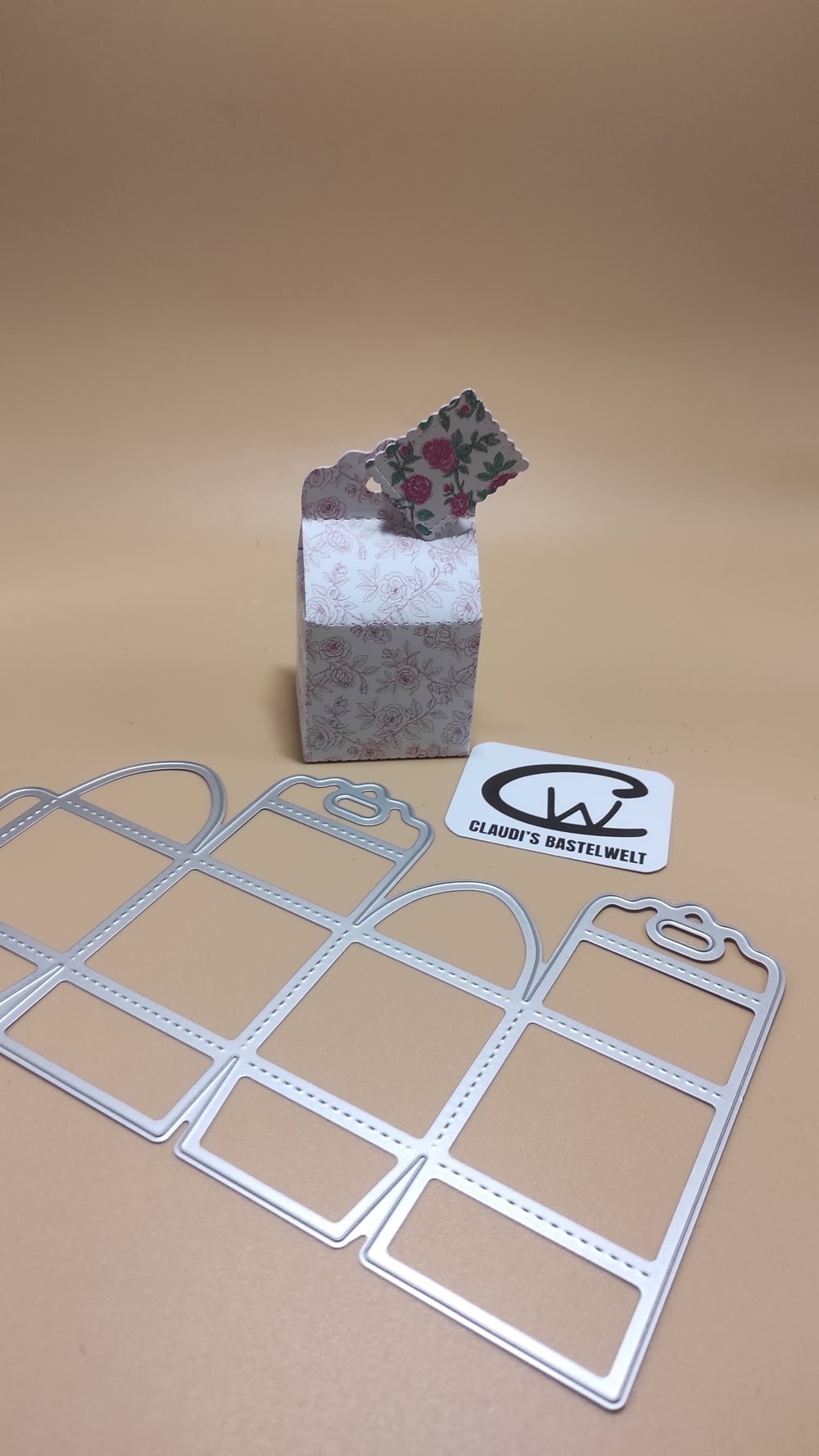 Inspiration Stanzschablone Süße Schachtel - Groß