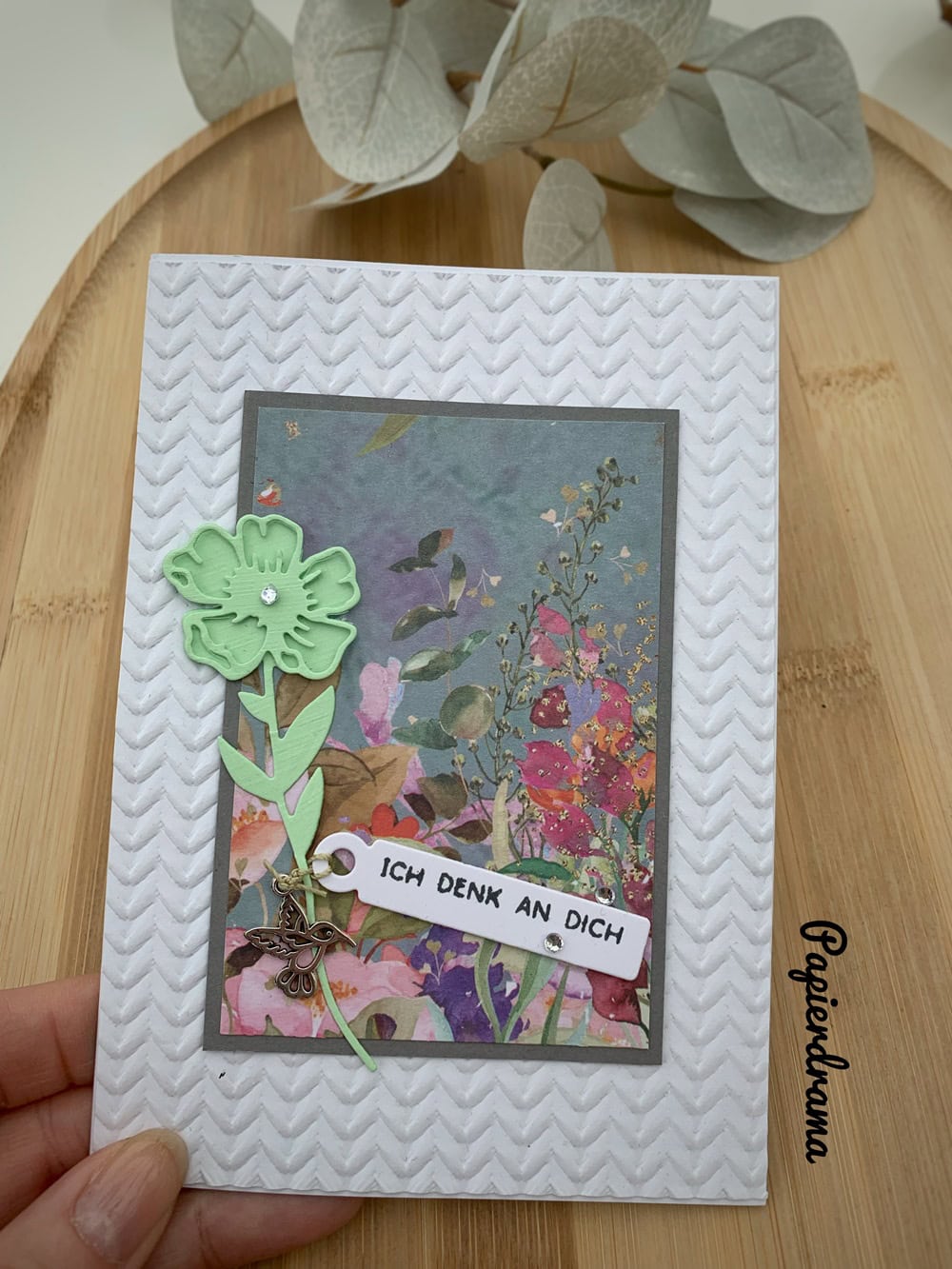 Inspiration Stanzschablone Cosmea Layering-Blume