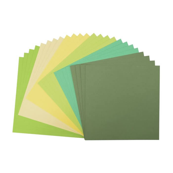 Ein Stapel Florence • Cardstock Multipack Textur 30,5x30,5cm Grün farbiges Papier.