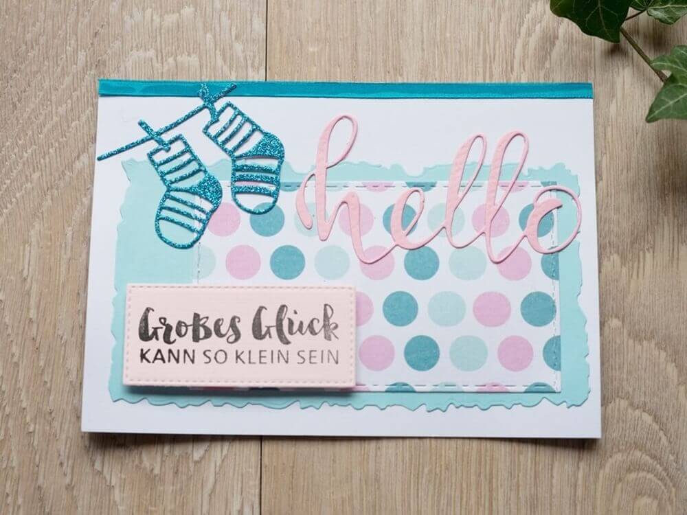 Die "Stanzschablone Rechteckige Rahmen" von Stanzenshop.de bietet rechteckige Rahmen in sieben Größen - perfekt für Scrapbooking, Basteln von Karten und kreative Projekte!.