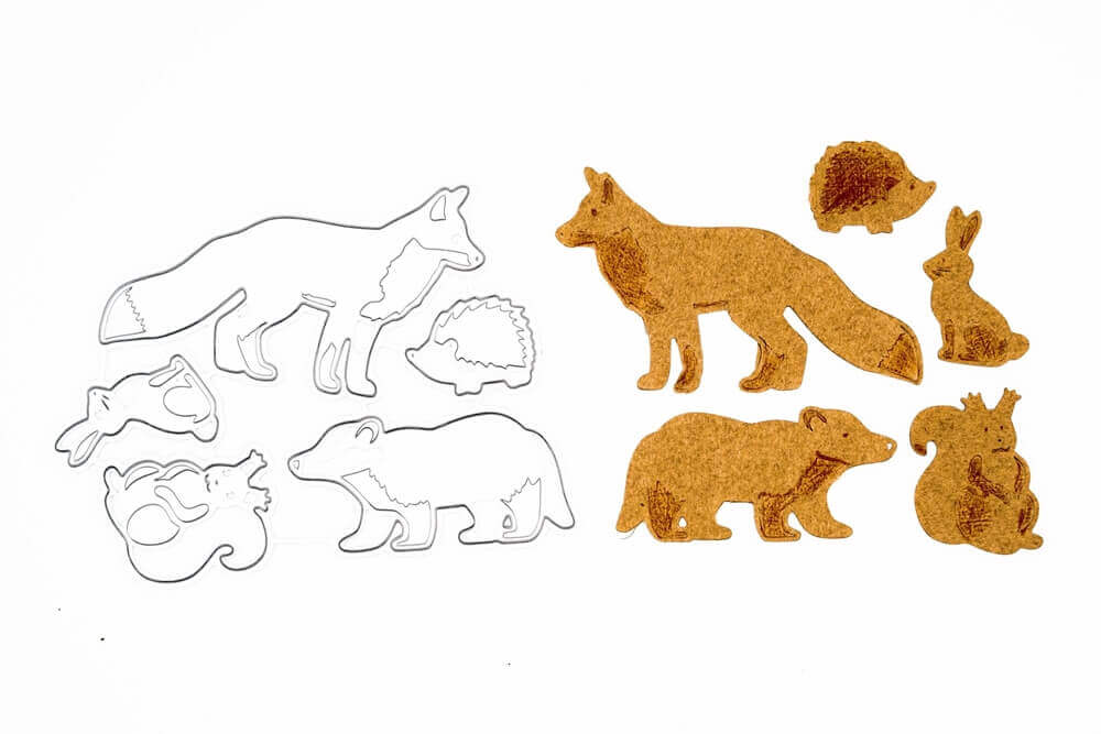 Ein Stanzschablonen-Set für Waldtiere: Fuchs Igel Hase Eichhörnchen Dachs, Stanzschablonen Tiere auf weißem Hintergrund. Angeboten von Stanzenshop.de.