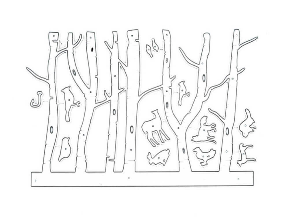 Eine lebendige Zeichnung eines mit verspielten Tieren geschmückten Baumes, die die exquisiten Ergebnisse zeigt, die mit der Stanzschablone Wald mit Tieren in den Händen eines kunstvollen Handwerkers von Stanzenshop.de erzielt werden können.