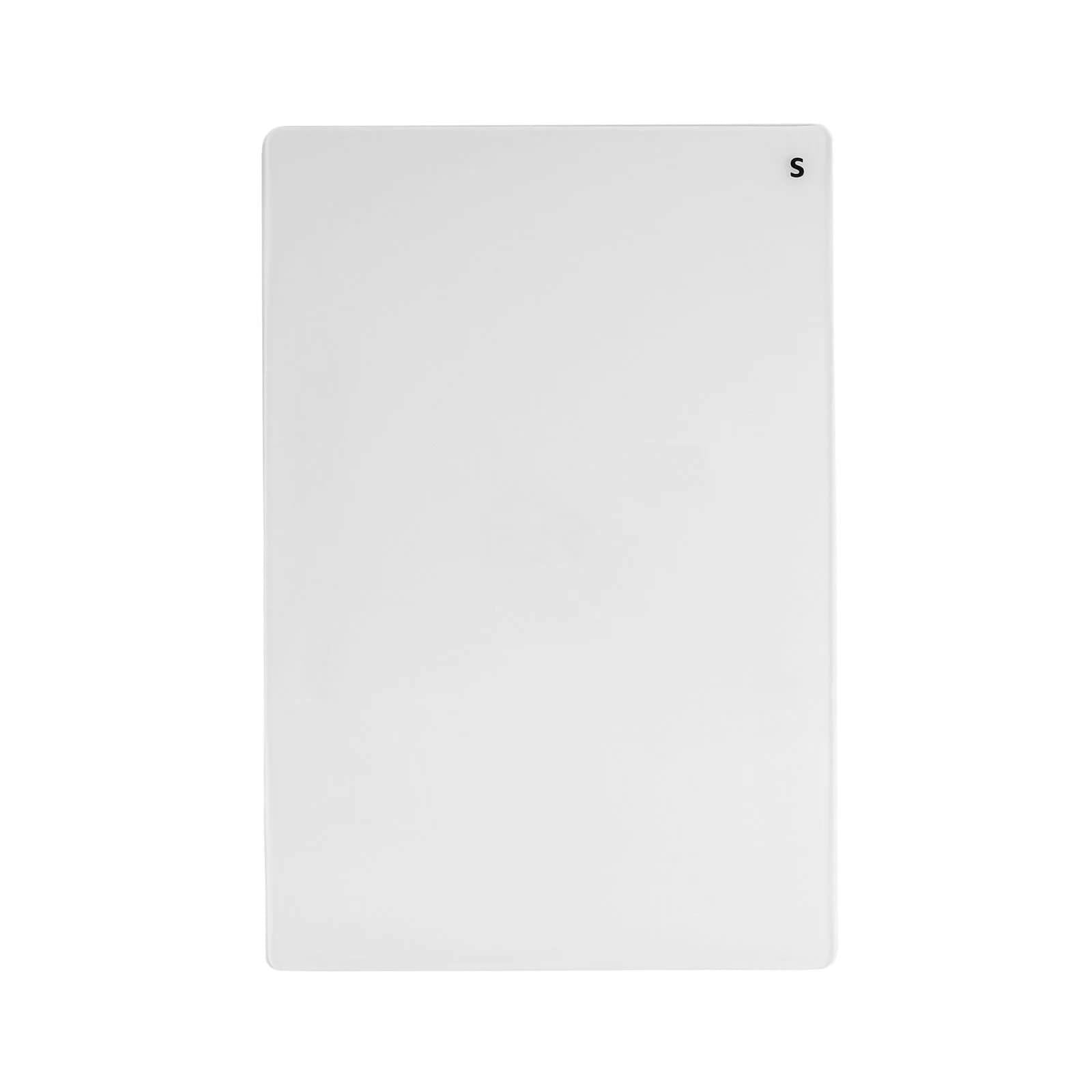 Ein schlichtes weißes, rechteckiges Blatt mit einem kleinen schwarzen "S" in der rechten oberen Ecke, ideal als Vaessen Creative Cut Easy Grundplatte (S) zum Basteln und präzisen Einsatz mit Ihrer Vaessen Creative Maschine.