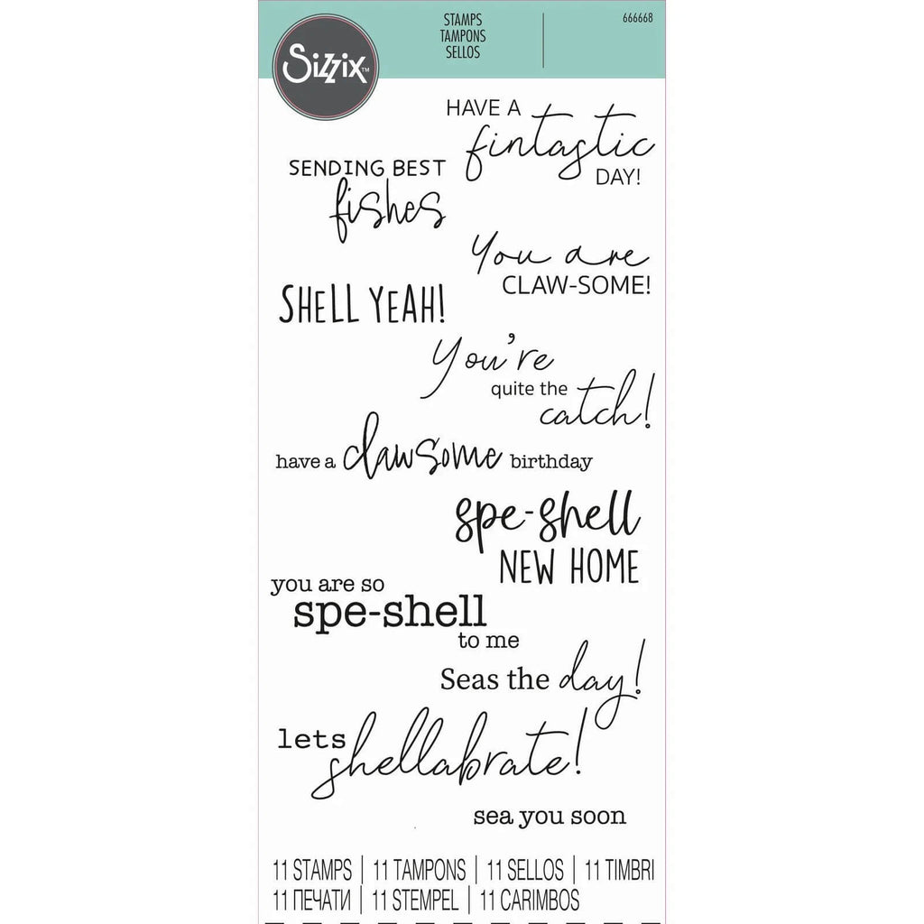 Das 11-teilige Sizzix Clear Stamp Set Seas the Day bietet eine verspielte Sammlung von Textstempeln mit Sprüchen wie „Have a fintastic day!“ und „You are so spe-shell to me.“ Auf der Verpackung ist oben prominent das Sizzix-Logo angebracht.